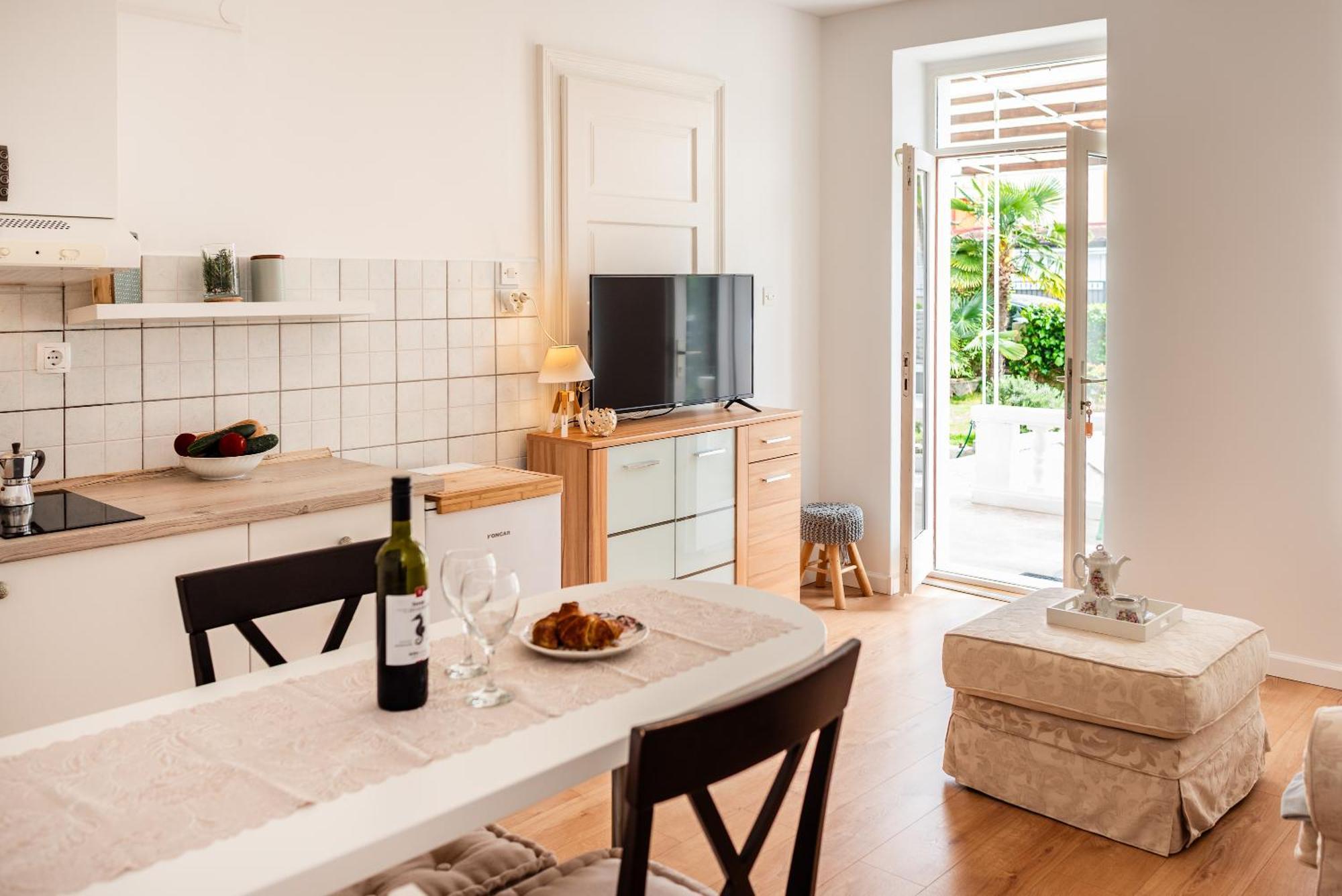 Apartments House Pinezic 말린스카 객실 사진